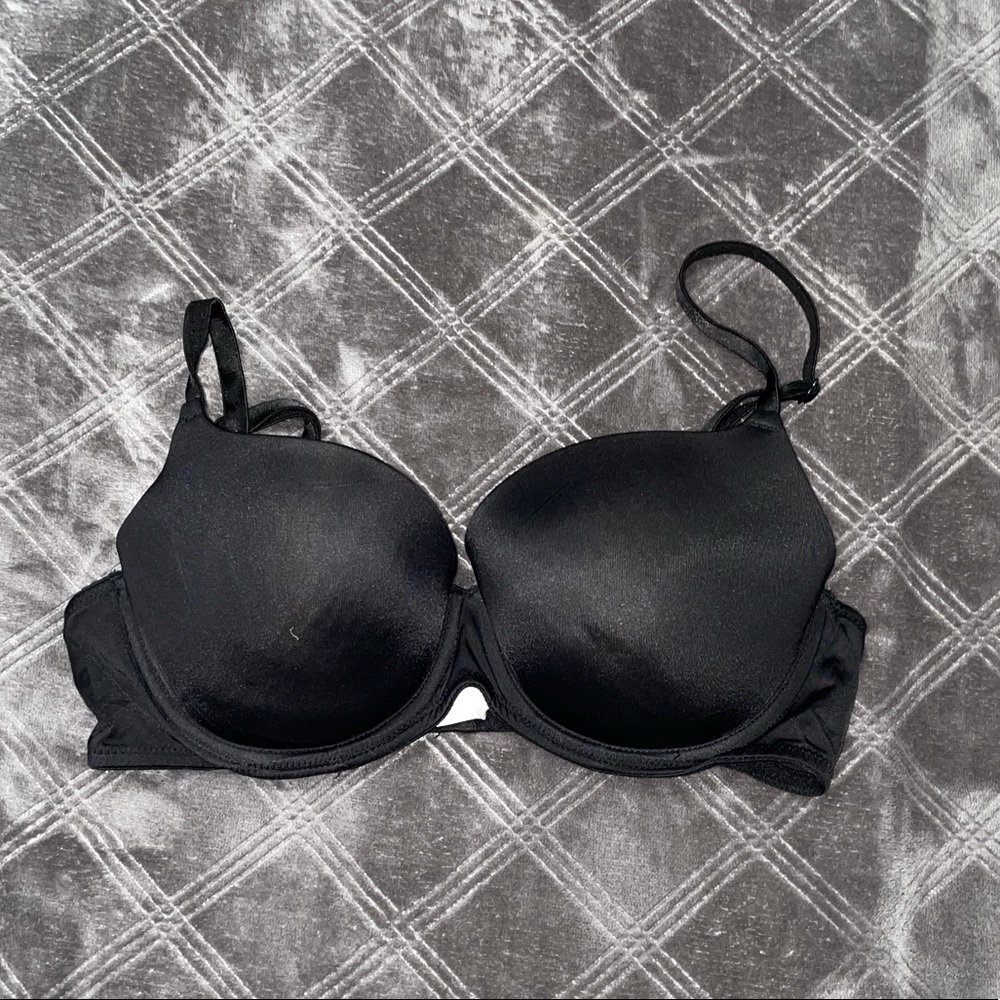 VS Pink Bra